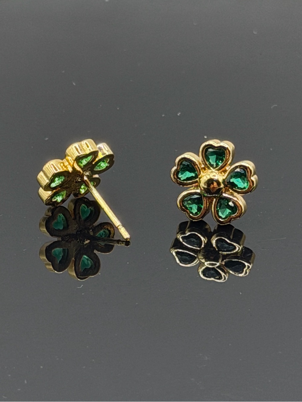 Savvy Cie Jewels Emerald & Gold Heart Clover Stud Earrings